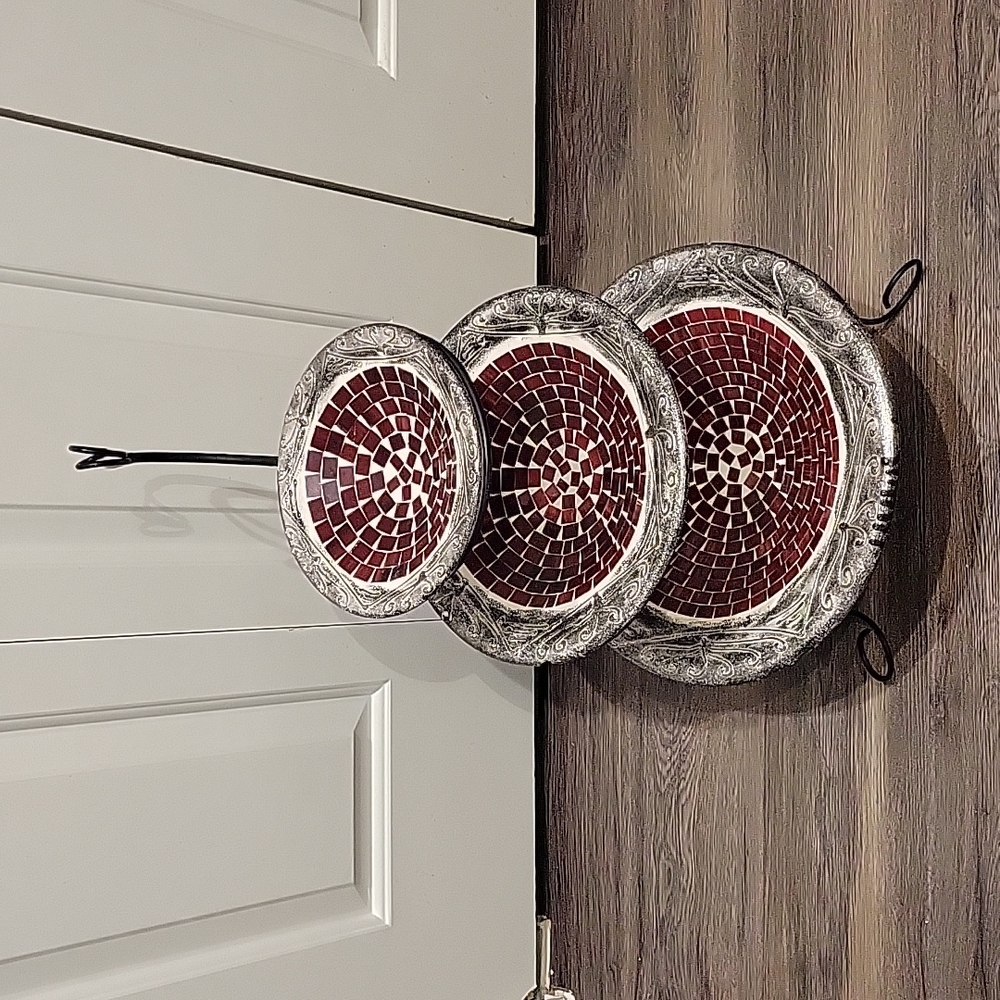 Mosaic Red, Silver Black and white Bowls.. Stand included